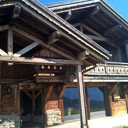 Chalet De L'au 샬레 레 크로세트