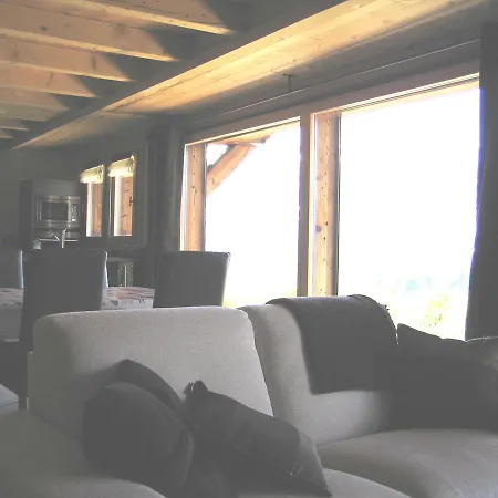 샬레 Chalet De L'au